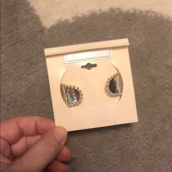 NWT Hammered Silver Cuff Bracelet - Picture 3 of 4